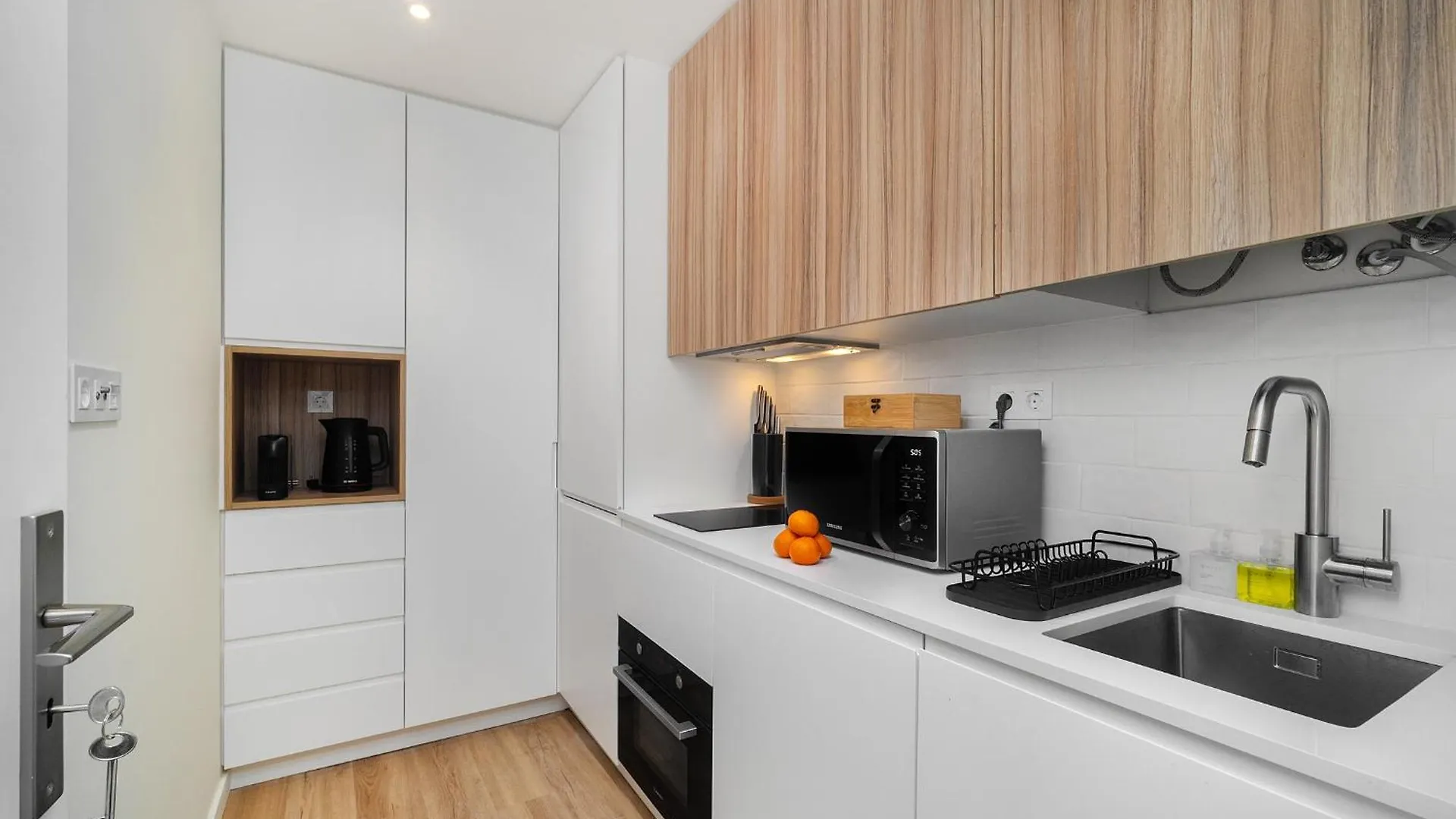 Whome Cozy Stay In The Heart Of Alfama Lisboa